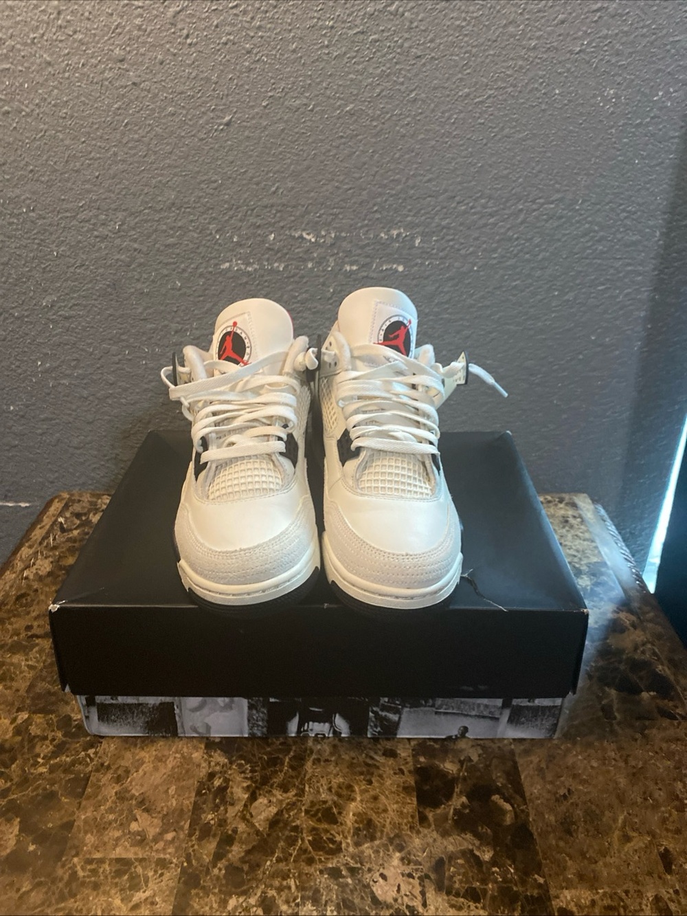 Jordan 4 Retro Flight Club